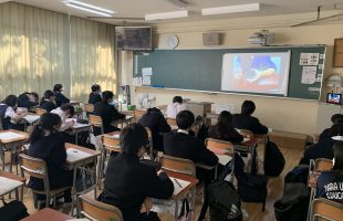 地元奈良の中学校へオンライン授業